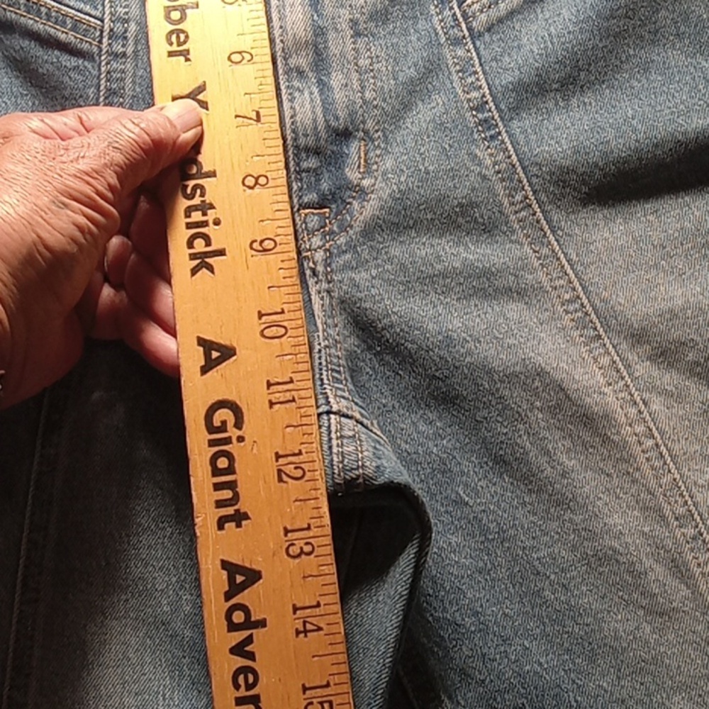 Woman's jeans, good stretch blue. 8 regular. High-rise flare. - Picture 8 of 10